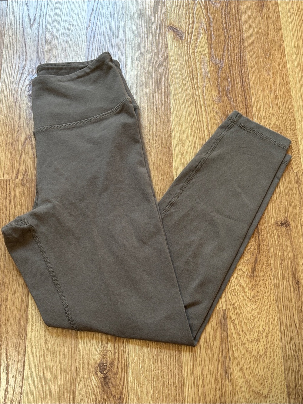 MATE the Label Organic Stretch Midi Legging in Pebble